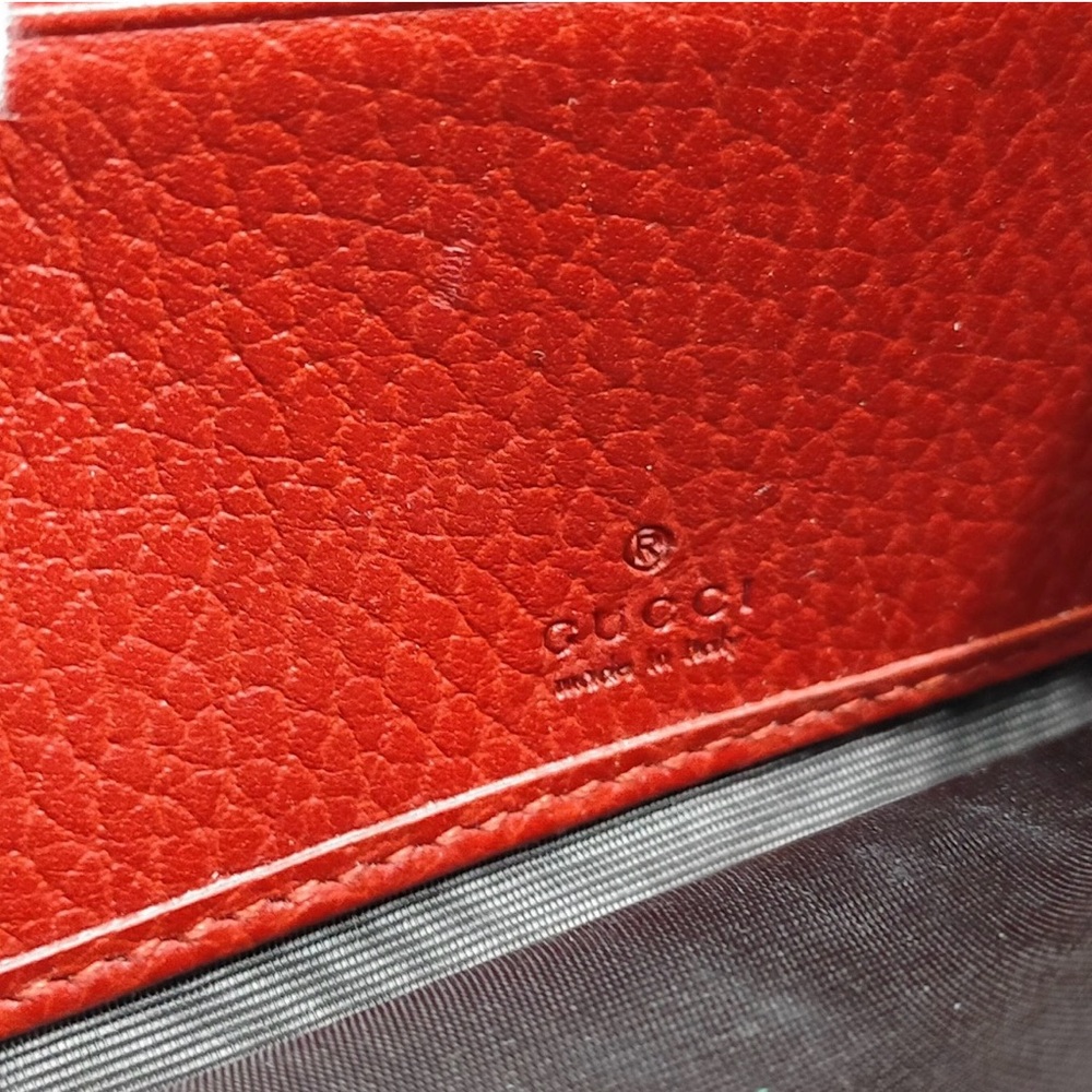 Gucci Red Leather Wallet with Gold Logo - Picture 7 of 10